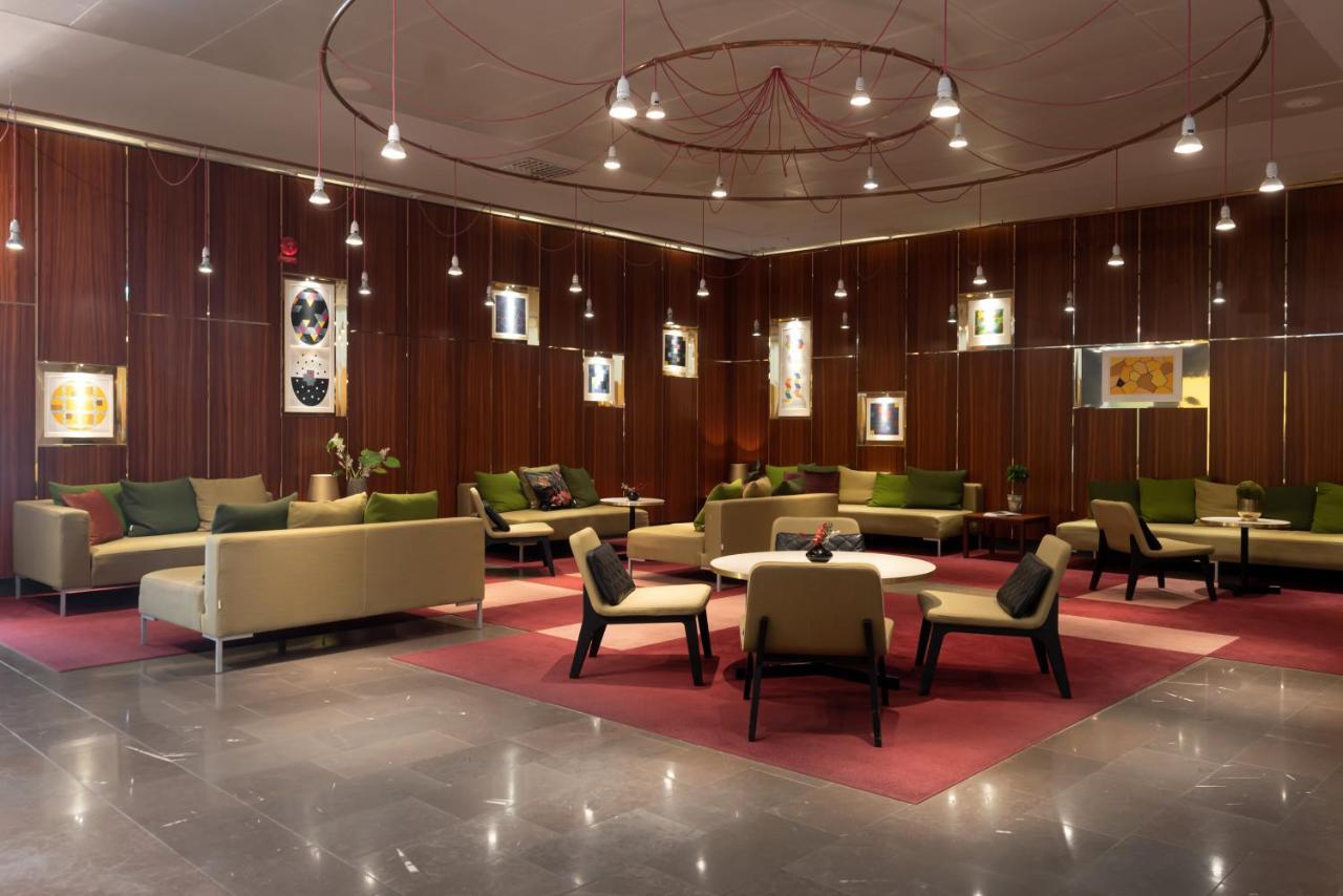 Elite Plaza Hotel 4*